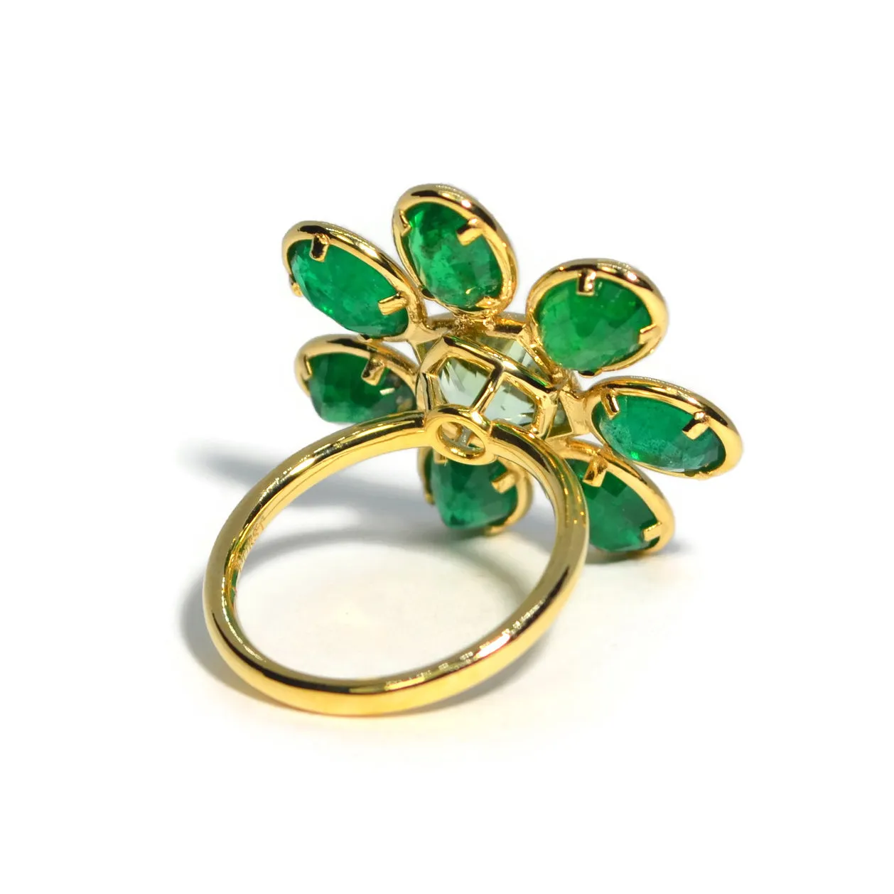 A & Furst - Fiori - Cocktail Ring with Emeralds and Mint Tourmaline, 18k Yellow Gold