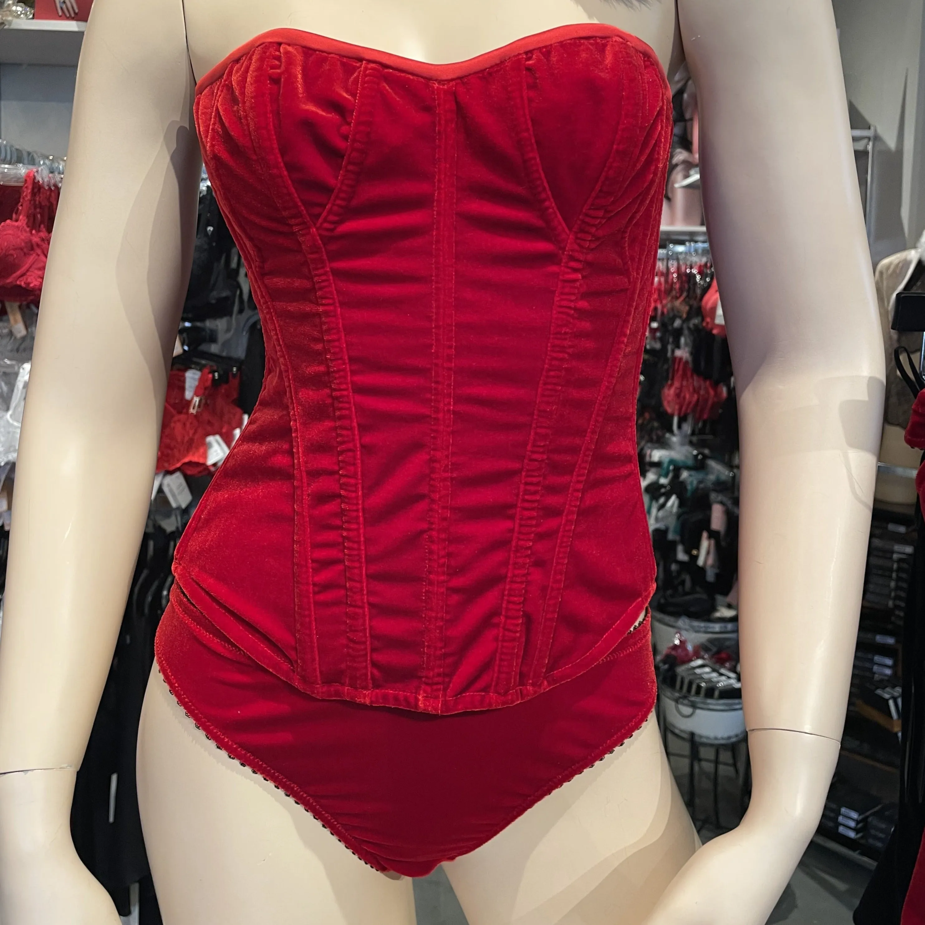 Cadolle Victoria Corset in Red Velvet 3530CMA