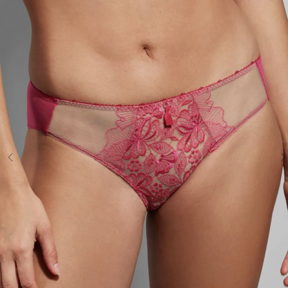 Empreinte Agathe Brief 03204 in Camelia