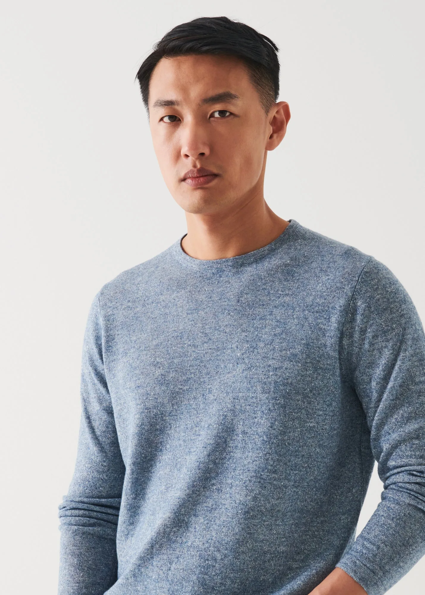 LINEN BLEND CREWNECK SWEATER